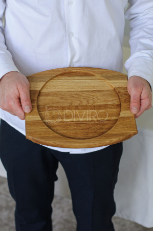 Доска-подставка для подачи сковороды, дуб 26×23 см от мастерской DIVIRO